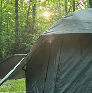 THIS IS AN IMAGAGE OF A GAZELLE TENT AT A CAMPSITE