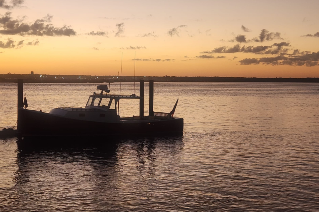 OFF THE BEATEN PATH ST. AUGUSTINE HIDDEN GEM GUIDE SUNSET AT CAPS ON THE WATER