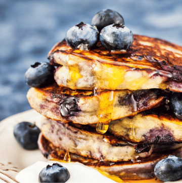 BLUEBERRY LEMON PANCAKES FOR YOUR NEXT CAMPING TRIP PANCAKES ON A PLATE