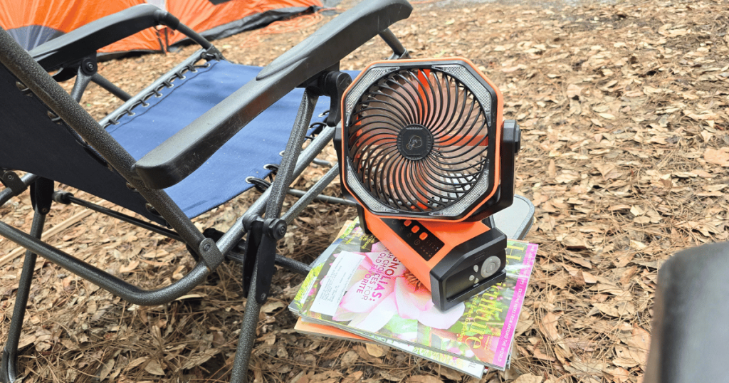 BEST BATTERY OPERATED FANS FOR CAMPING FAN ON CHAIR TABLE
