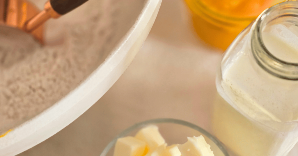 PUMPKIN WHITE CHOCOLATE SCONES WITH BOURBON MAPLE GLAZE INGRIDIENTS