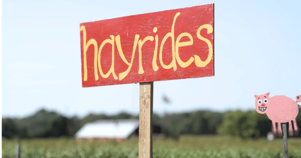 BEST FLORIDA FALL FESTIVALS HAYRIDE SIGN