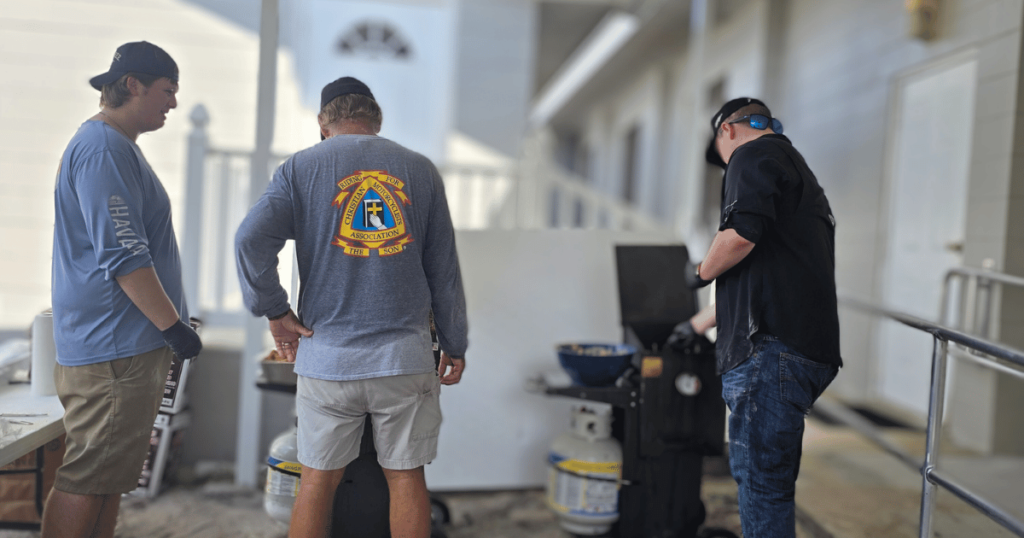 SOUTHERN CHURCH FISH FRY BEST SEAFOOD DIVES IN FLORID MEN FRIEING FISH