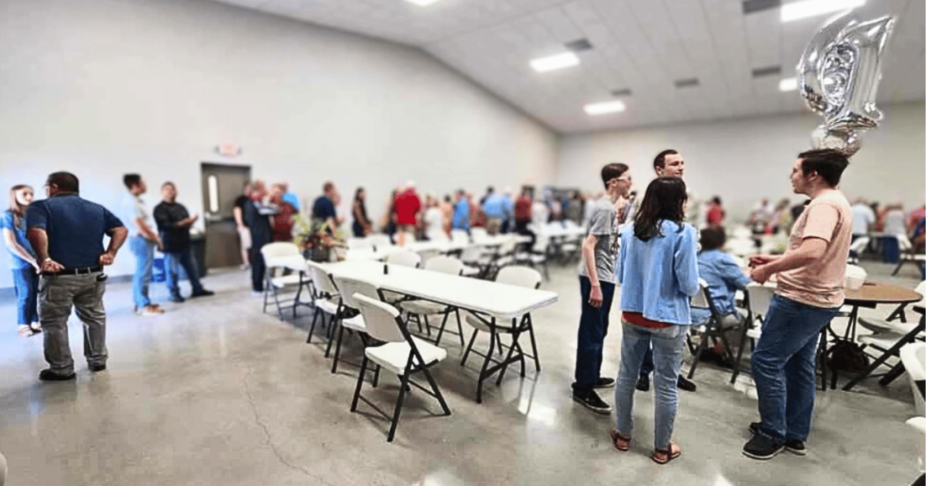 SOUTHERN CHURCH FISH FRY BEST SEAFOOD DIVES IN FLORID PEOPLE IN LINE