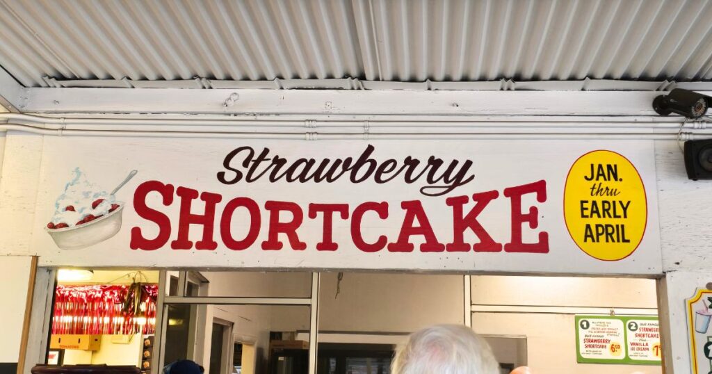 THIS IS AN IMAGE OF A SIGN THAT SAYS STRAWBERRY SHORTCAKE